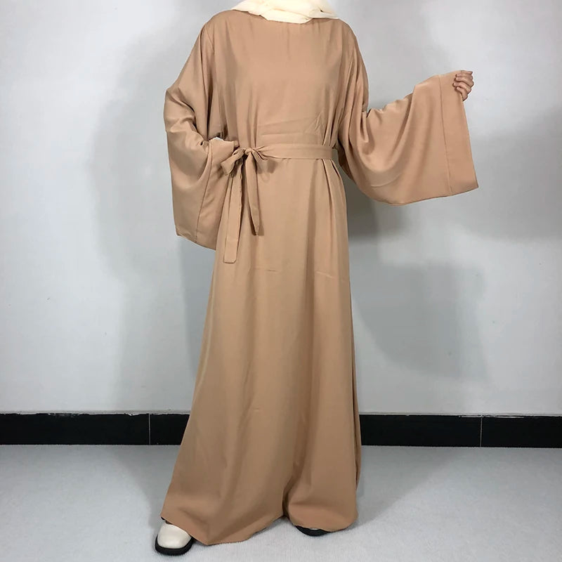 Abaya Unie - Robe Islamique avec Ceinture