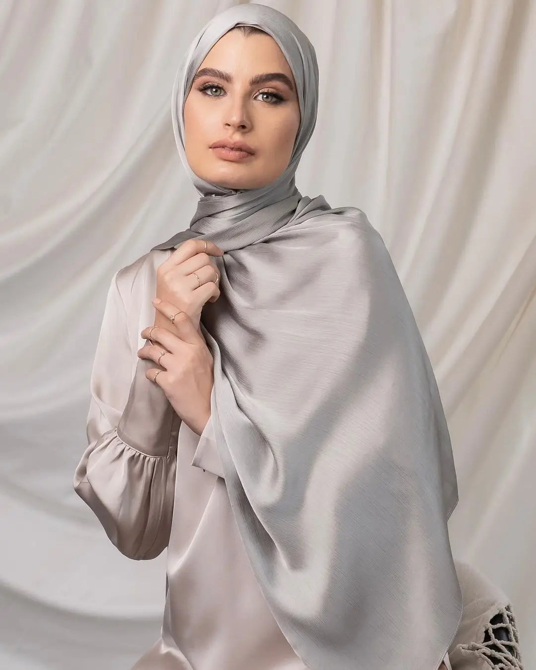 Hijab Satin - Foulard Musulman Long en Satin 175×70 cm