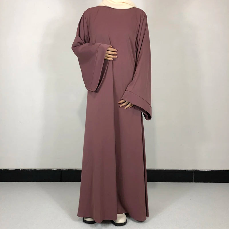 Abaya Unie - Robe Islamique avec Ceinture